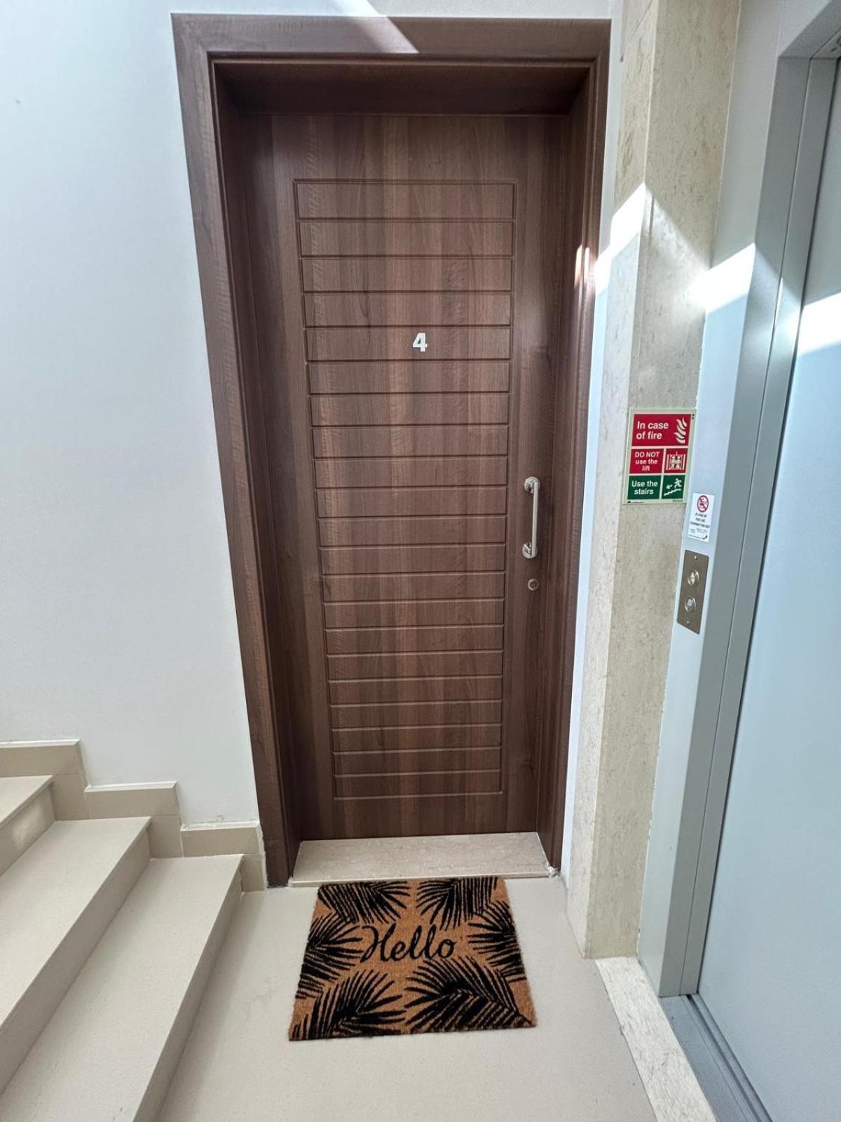 Modern & Central 2 Bedroom & 2 Bathrooms Apartment Мсида Екстериор снимка